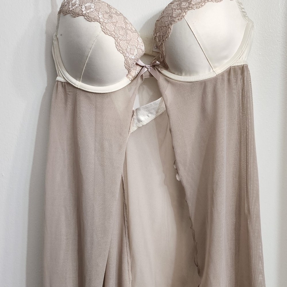 Gilligan & Omalley  Gorgeous Chemise, Babydoll,sexyNighty,built in bra.sz S
